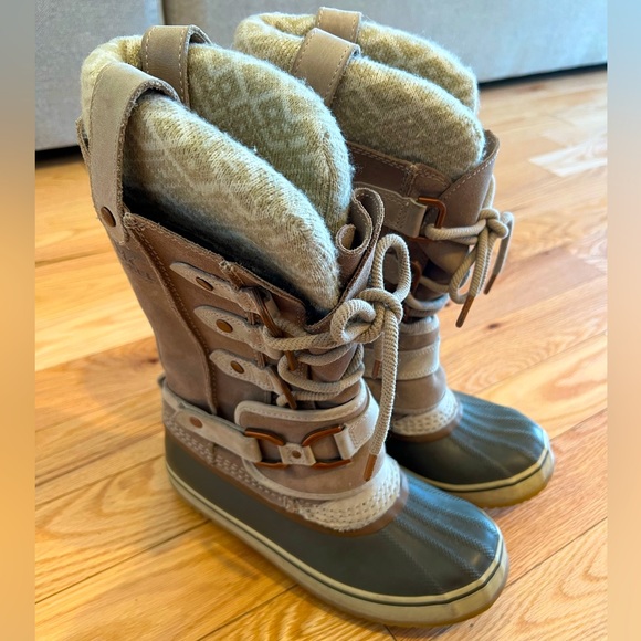 SOREL women’s snow & winter boot size 7.5 Waterproof! VGUC - Picture 4 of 4